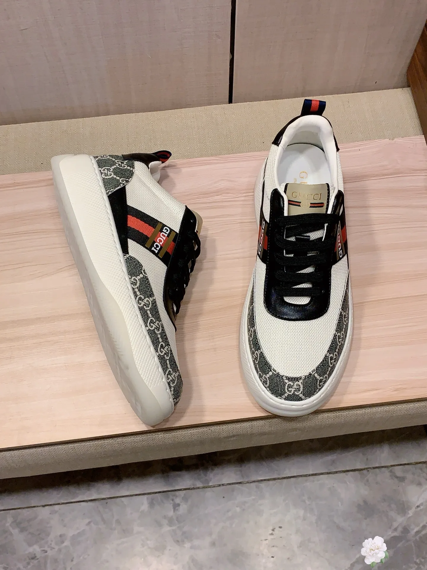Men's Men's Shoes💰442💰💰🎩🎩[Lightning][Lightning] "Gucci*" The latest and most popular casual shoes, top brand [seduce] luxury~purchase, top~quality. [Strong] The upper is made of imported breathable cowhide with material ➕ breathable sheepskin lining (•) and fine workmanship. The original stylish and stylish soft rubber wear-resistant and non-slip outsole is light and comfortable on the feet. The real thing looks better when photographed in person. No. 143: Code: 38-44, 45 can be customized, 4️⃣ colors are available